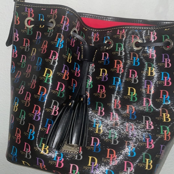 Dooney & Bourke - Picture 2 of 4